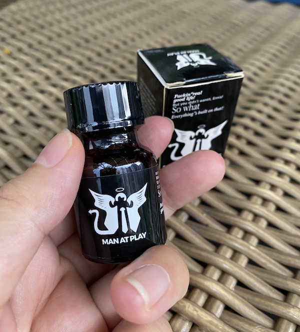 Sỉ Popper Man At Play đen 10ml chính hãnh dành cho Top Bot loại mạnh giá rẻ Sỉ Popper Man At Play đen 10ml chính hãnh dành cho Top Bot loại mạnh giá rẻ